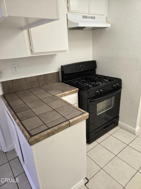 Detail Gallery Image 3 of 13 For 1822 Park Circle Dr, Lancaster,  CA 93535 - 3 Beds | 3 Baths