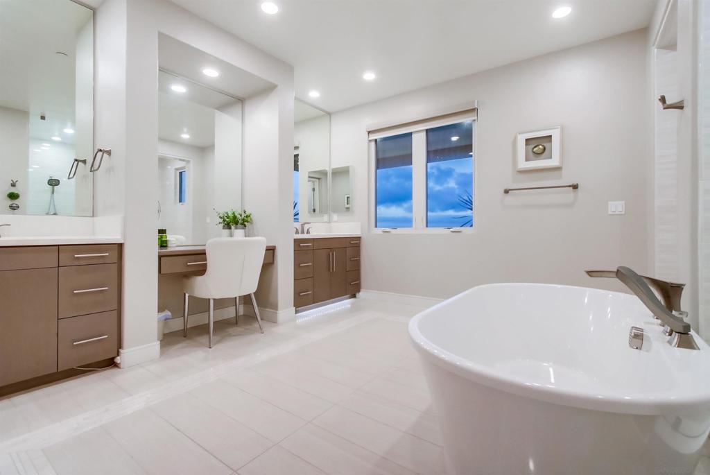 6372 Meadowbrush Cir - photo 18