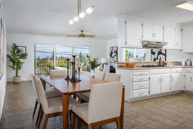 40 Alameda De Las Pulgas, Redwood City CA: https://media.crmls.org/mediaz/75763087-a0d7-4719-aca2-6fa1b42efe1c.jpg