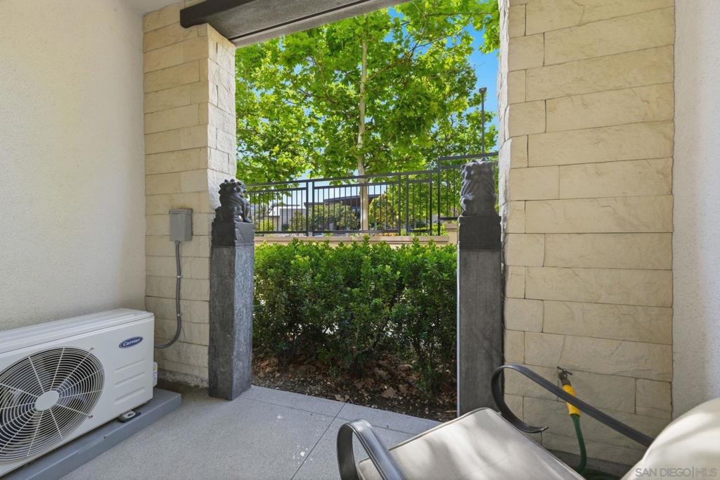 2806 Avella Cir - photo 8