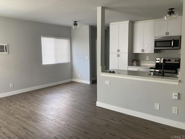 Image 6 of 30 For 4342 Marlborough Avenue
