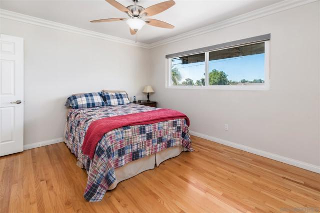 4737 Baylor Dr, San Diego CA: https://media.crmls.org/mediaz/757a18dc-9555-46b4-af93-d90ede7067fa.jpg