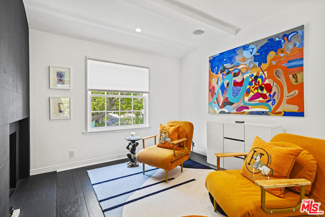 1348 Miller Drive, West Hollywood CA: https://media.crmls.org/mediaz/757ad333-1718-4f81-a82d-4365d33f2178.jpg