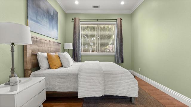 12714 Lantana Avenue, Saratoga CA: https://media.crmls.org/mediaz/757be0c2-8269-4e5f-8bad-e195bb56410d.jpg