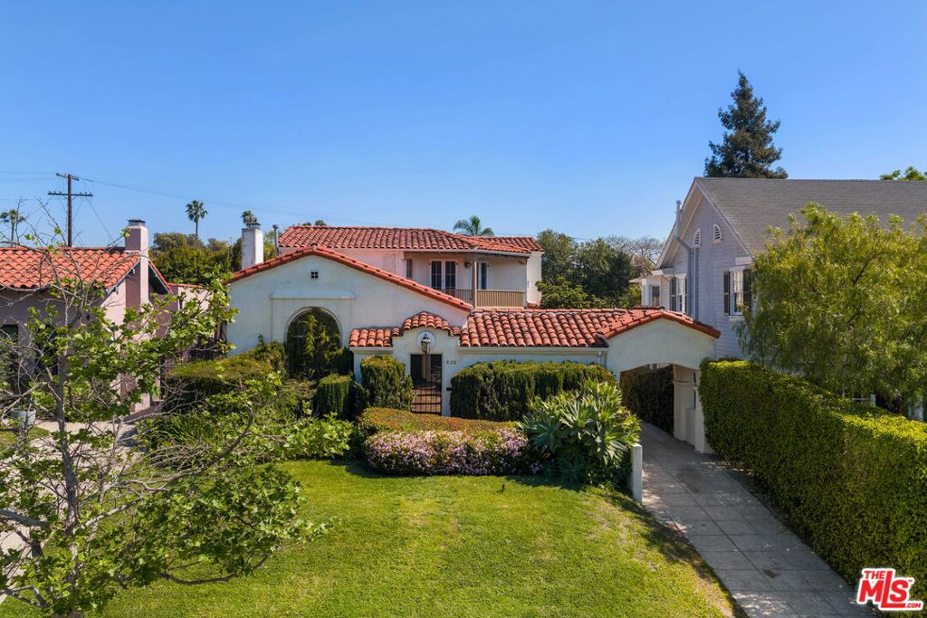 826 S Highland Avenue