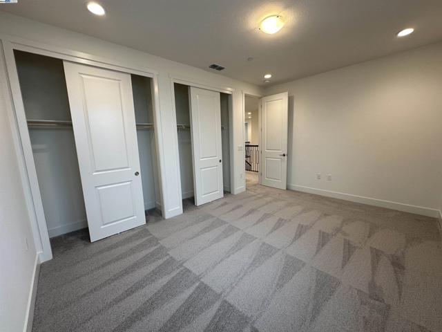 Image 26 of 38 For 4596 Ellington Way
