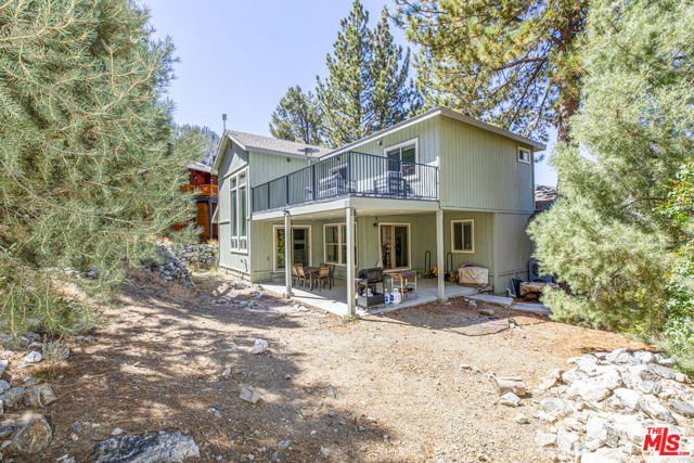 1712 Woodland Drive, Pine Mountain Club CA: https://media.crmls.org/mediaz/757cf1fe-f76b-4369-acd9-f81f2206b22a.jpg
