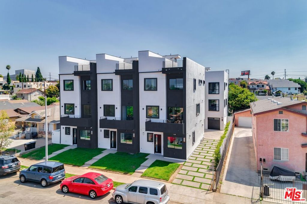 1/2 W pickford Street