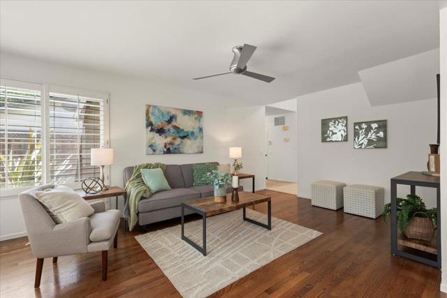 5420 Century Plaza Way, San Jose CA: https://media.crmls.org/mediaz/757ff737-49d5-401e-9523-1197faff1911.jpg