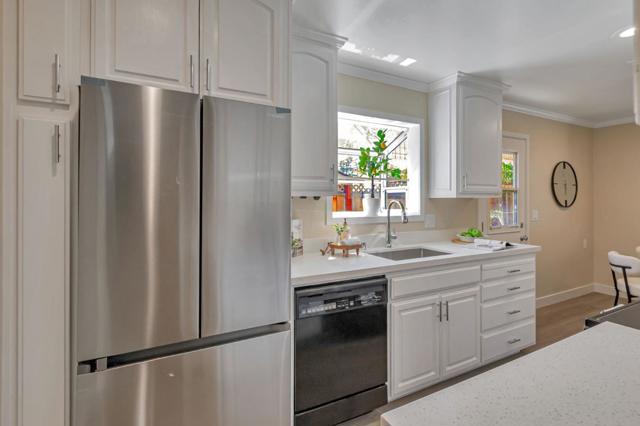 1040 Linda Drive, Campbell CA: https://media.crmls.org/mediaz/7580a023-1738-4339-a519-eddadd2288b5.jpg