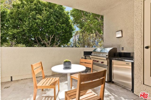 2279 Century Hill photo 7