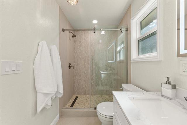 25400 Radonich Road, Los Gatos CA: https://media.crmls.org/mediaz/75823576-38fa-43a6-833b-ca74bb2da90f.jpg