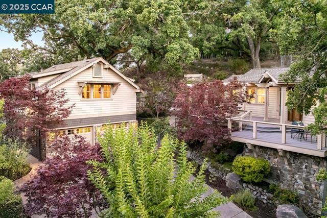 775 Kirkcrest Rd, Danville CA: https://media.crmls.org/mediaz/75823fa7-53ae-4810-9151-ccae15d9f0a4.jpg