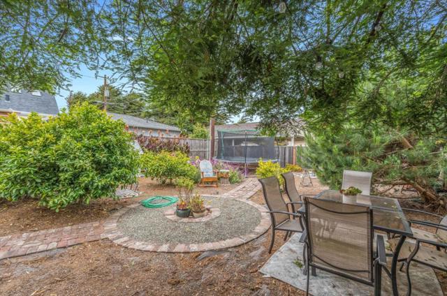 575 Myrtle Street, Half Moon Bay CA: https://media.crmls.org/mediaz/75826213-c7f0-4f30-b661-9a17a16d2c53.jpg