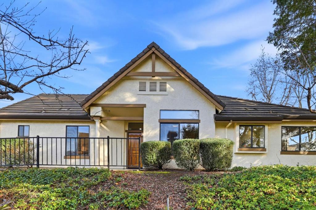 7527 Morevern Circle