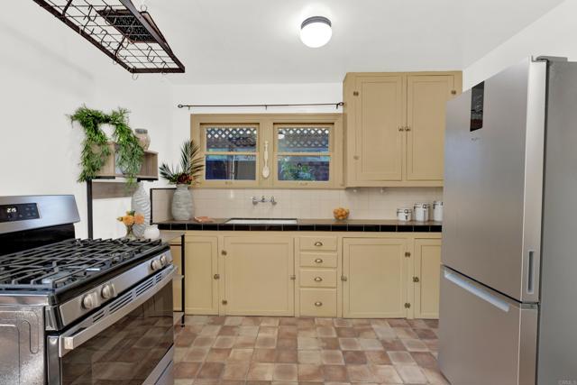 1012 29th Street, San Diego, California 92102, ,Residential Income,For Sale,29th Street,PTP2404593