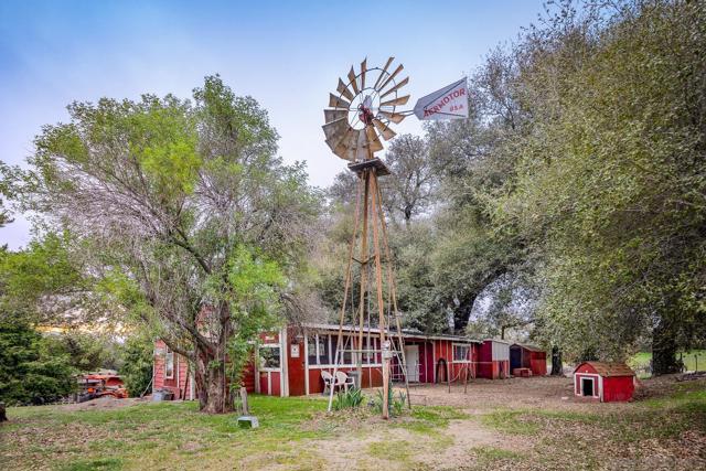 4026 Highway 78, Julian CA: https://media.crmls.org/mediaz/7584fab8-1fc0-4a64-9126-eec1c8f542f1.jpg