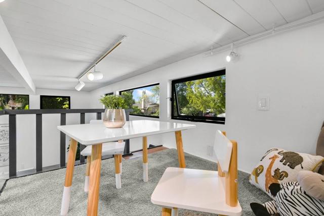 938 Ferngrove Drive, Cupertino CA: https://media.crmls.org/mediaz/75855b0a-e932-415a-98cb-03f3cabc520b.jpg