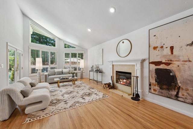 2360 Holly Oak Drive, Danville CA: https://media.crmls.org/mediaz/75855cf9-9ba9-4a17-9d6c-94e88eb6a11d.jpg