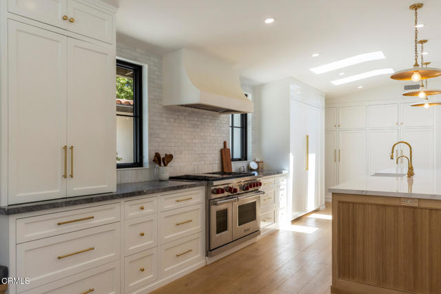 4435 Encinas Drive, La Canada Flintridge CA: https://media.crmls.org/mediaz/75857876-915b-4d1c-b586-c3b2fed0782a.jpg