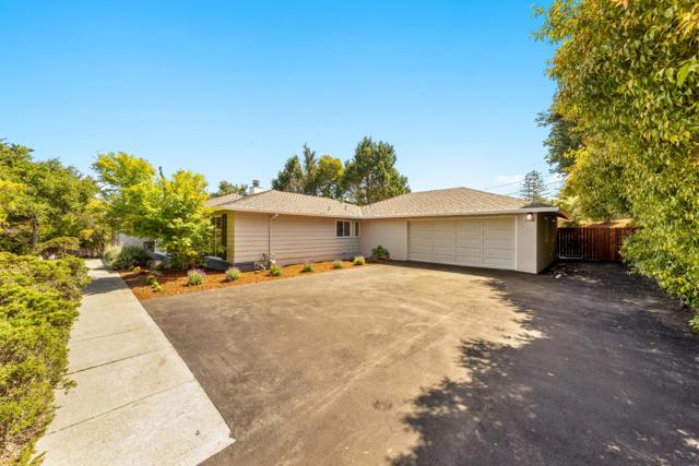 1575 Kingswood Drive, Hillsborough CA: https://media.crmls.org/mediaz/75868ec4-ba9d-4b32-9e46-c8b886b6da96.jpg