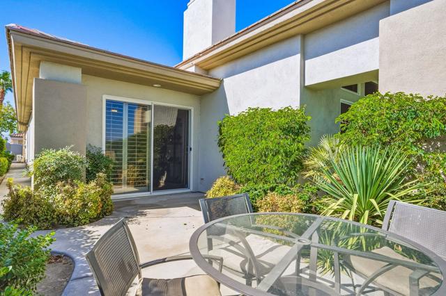 228 White Horse Trail, Palm Desert, CA 92211