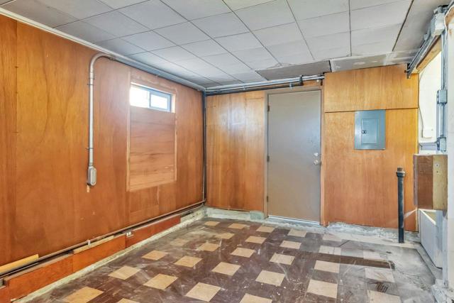 3709 Kenwood Avenue, San Mateo CA: https://media.crmls.org/mediaz/75878e2b-48c2-427e-abce-761d717fc69a.jpg