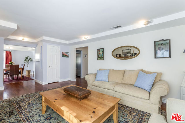 3734 Wade Street, Los Angeles CA: https://media.crmls.org/mediaz/75880396-854a-4e8e-ba60-e03b6d3b5248.jpg