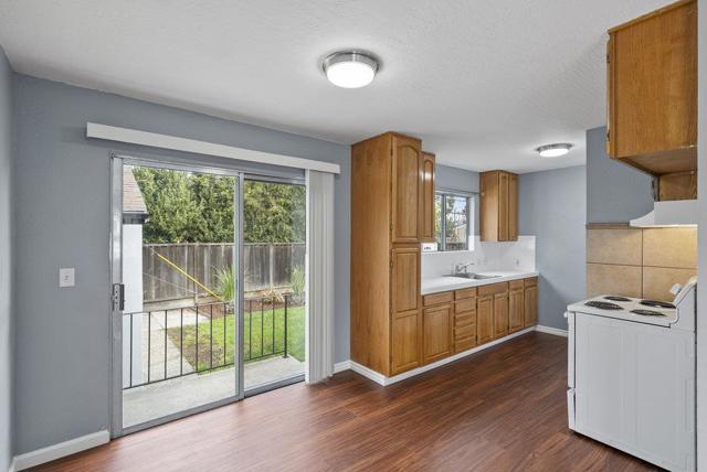 3439 Payne Avenue, San Jose CA: https://media.crmls.org/mediaz/758d5110-937e-47d1-90e3-27af25b8dee3.jpg