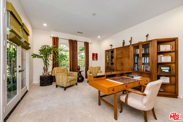 26722 Provence Drive, Calabasas CA: https://media.crmls.org/mediaz/758da498-34c2-4957-a576-dbb727a5f7c3.jpg