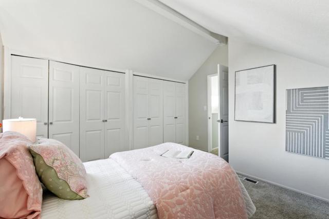 148 Promethean Way, Mountain View CA: https://media.crmls.org/mediaz/758dcfa8-5579-48de-9f8a-311c826077f4.jpg