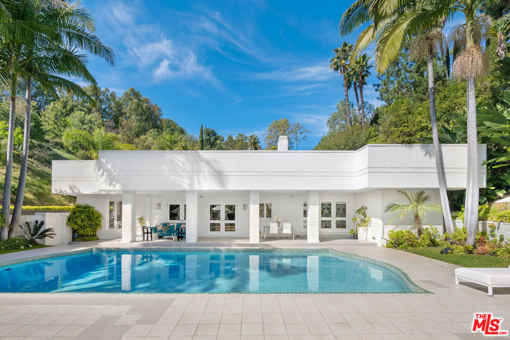 1166 San Ysidro Drive