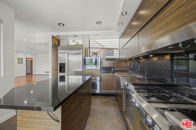 2222 Bancroft Avenue, Los Angeles CA: https://media.crmls.org/mediaz/758f6e1a-6148-4a4d-b8a2-467b32927122.jpg