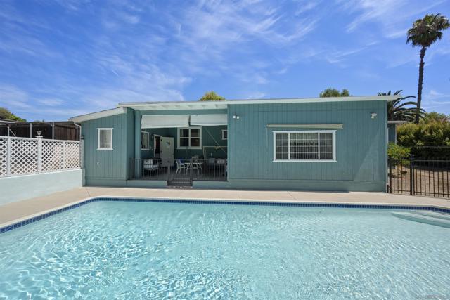 10705 Louisa Dr., La Mesa CA: https://media.crmls.org/mediaz/758f76f1-8cde-4759-8736-ba104af26233.jpg