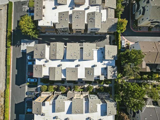 319 Charles Morris Terrace, Sunnyvale CA: https://media.crmls.org/mediaz/75903cd2-3783-4c58-b133-656f2194e705.jpg