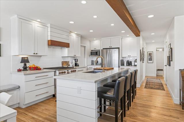 1232 Vallejo Street, Seaside CA: https://media.crmls.org/mediaz/7590494a-2e45-4eab-9683-abb59dd78241.jpg