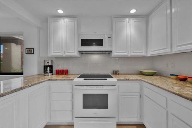737 N Madrid Circle, Palm Springs, CA 92262
