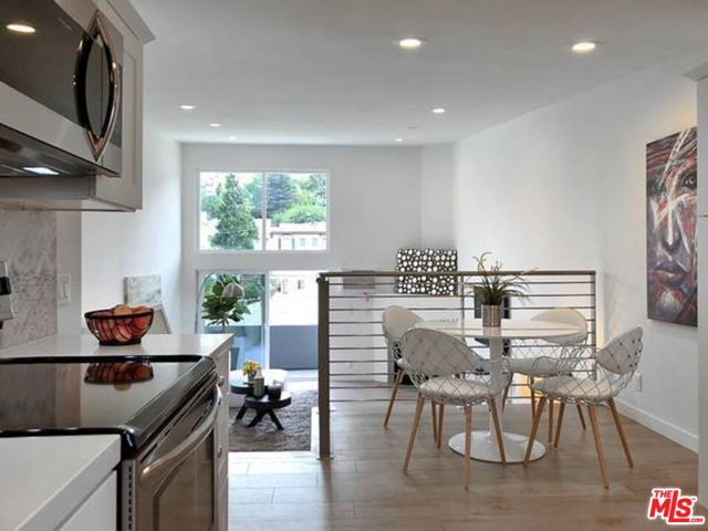 2211 GRIFFITH PARK, Los Angeles CA: https://media.crmls.org/mediaz/75908d60-97e0-48f4-825b-a4a1aa729b9b.jpg