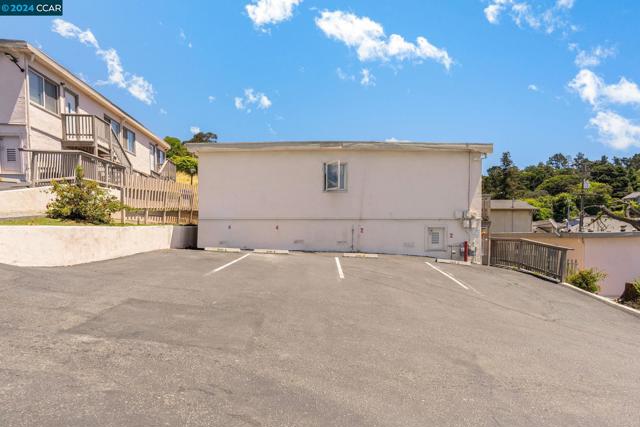 Image 10 of 18 For 5249 Sobrante Ave
