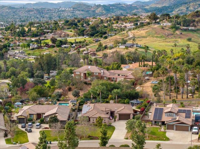 Detail Gallery Image 60 of 74 For 877 Hidden View Ln, Escondido,  CA 92027 - 4 Beds | 2/1 Baths