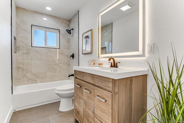 Image 23 of 59 For 2742 Kobe Dr