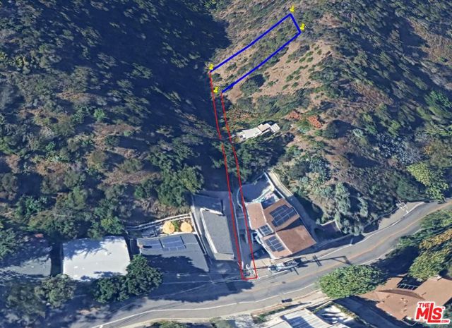 10431 Unknown Street, Los Angeles CA: https://media.crmls.org/mediaz/7591b52d-468b-45b6-8b21-bc72a92de4e7.jpg