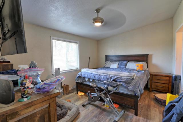 2900 Fairview Road, Hollister CA: https://media.crmls.org/mediaz/7592b6a7-4d32-4f8c-b6b8-6ed5d286e11e.jpg