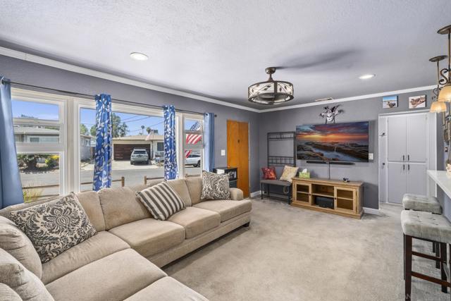 6352 Cleo St, San Diego CA: https://media.crmls.org/mediaz/7592c349-bc6e-4e5b-b1df-cb7f9449d81b.jpg