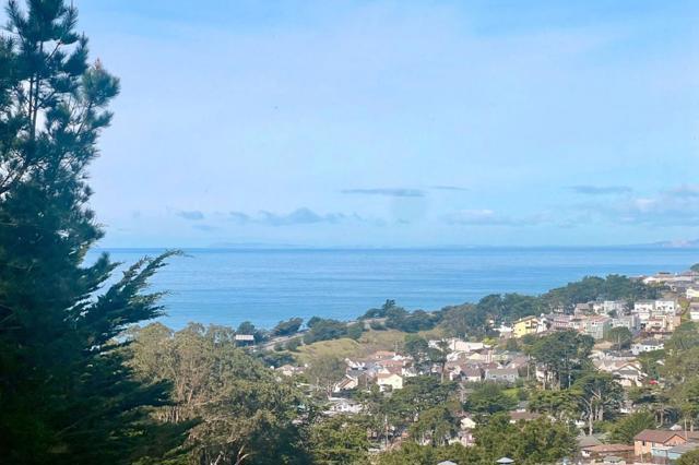 472 Lewis Lane, Pacifica CA: https://media.crmls.org/mediaz/75933a69-a8df-4951-9d4e-2d58bd082661.jpg