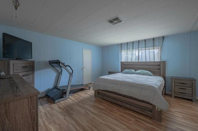 Image 24 of 39 For 17581 Pond-derosa