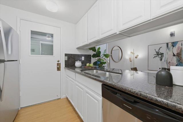 5751 Birch Terrace, Fremont CA: https://media.crmls.org/mediaz/7593a9a7-55f6-4f00-a6d9-4bddfc7e11b3.jpg
