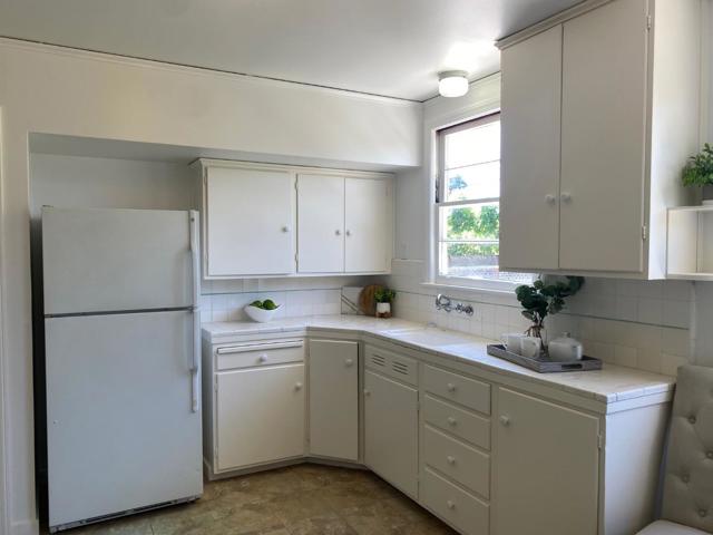 1408 Birch Avenue, San Mateo CA: https://media.crmls.org/mediaz/7593e1bd-41c5-4de2-9cce-c41522da5114.jpg