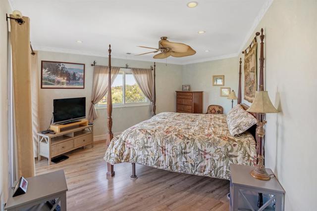 Detail Gallery Image 9 of 31 For 5221 Olive Hill Rd, Fallbrook,  CA 92028 - 7 Beds | 4 Baths