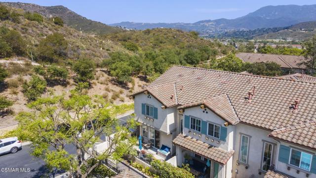 83 Via Aldea, Newbury Park CA: https://media.crmls.org/mediaz/75940353-36dd-49f0-a1b8-7bb511392cc1.jpg